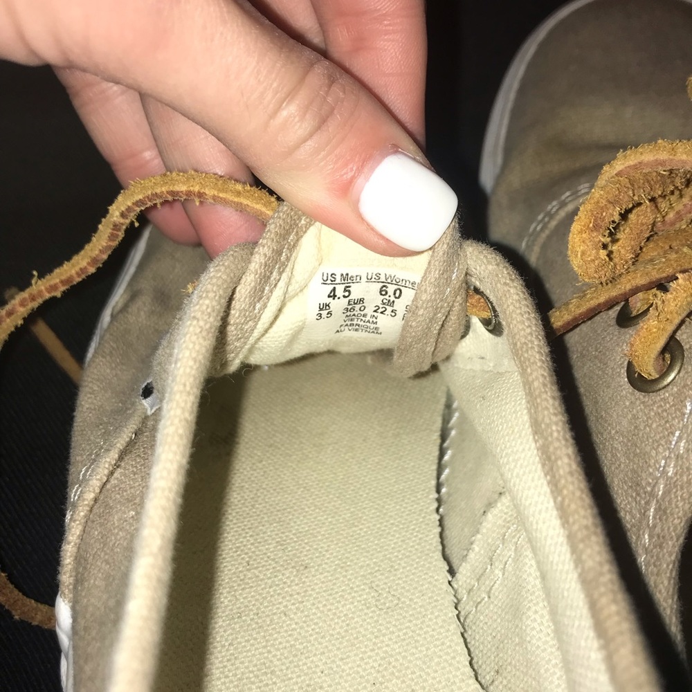 Tan Vans - Picture 4 of 4